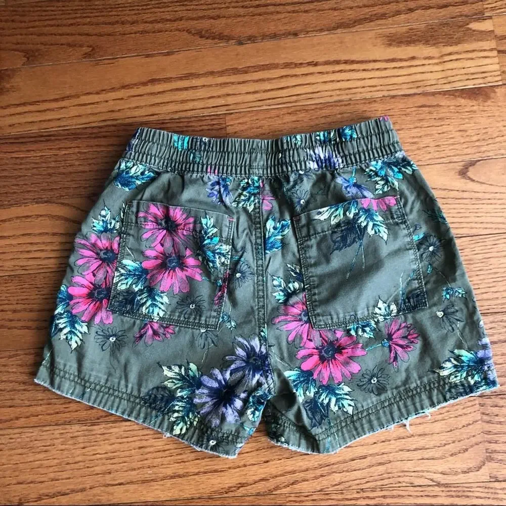 Gap Kids Floral Frayed Olive Green Leaves Print Pull-On Shorts Girls’s Size L